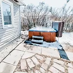 Stay & Play - Central Family Friendly