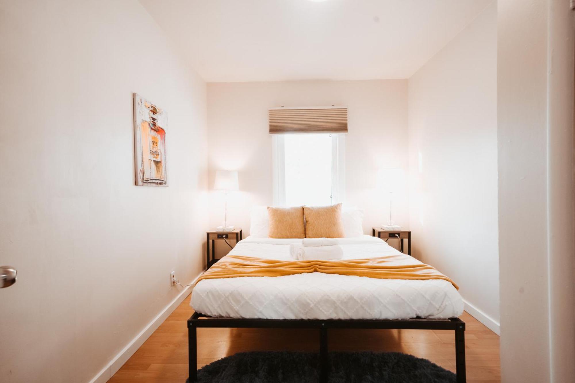 Holiday home & Play - Family Friendly Calgary