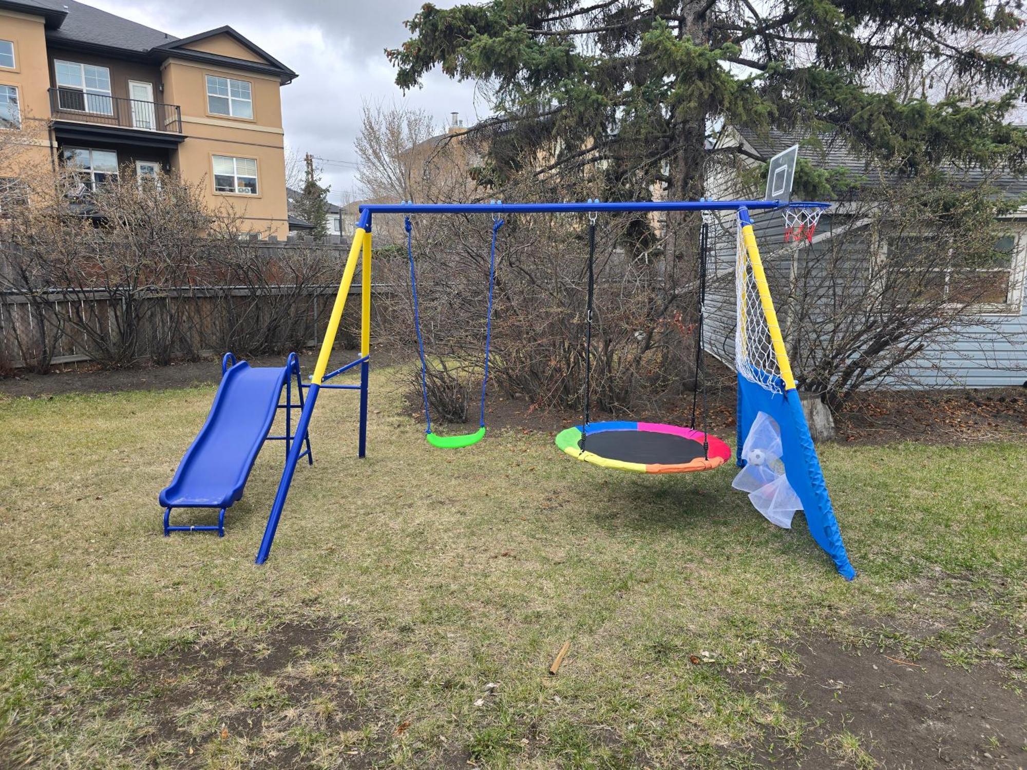 & Play - Family Friendly Calgary